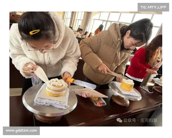 窗前的梦幻蛋糕屋为你带来品味生活的甜蜜与幸福体验 窗前的梦幻蛋糕屋为你带来品味生活的甜蜜与幸福体验